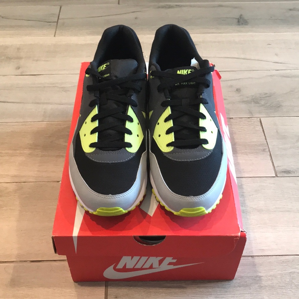 Nike Air Max Light Essential- Size 12